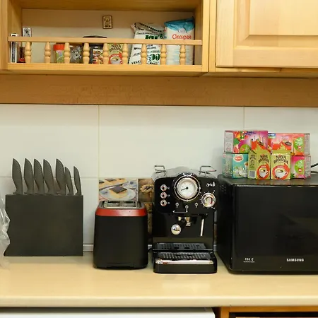 Appartement Cozy 2bdr & Peaceful Location & Free Street Parking *