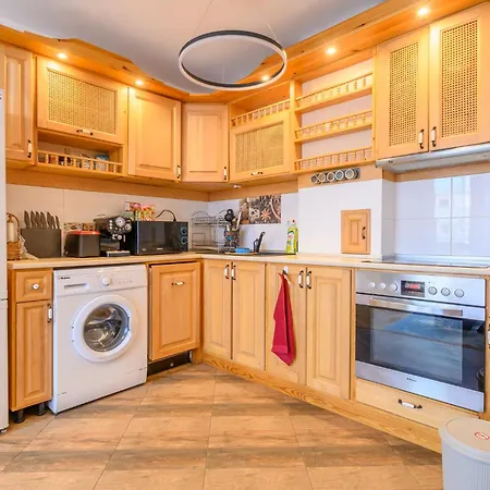 Cozy 2bdr & Peaceful Location & Free Street Parking Апартамент Благоевград