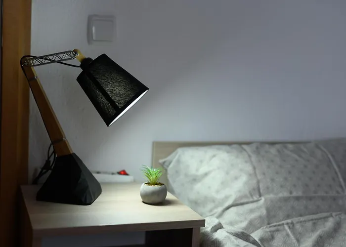 Cozy 2bdr & Peaceful Location & Free Street Parking Lejlighed *