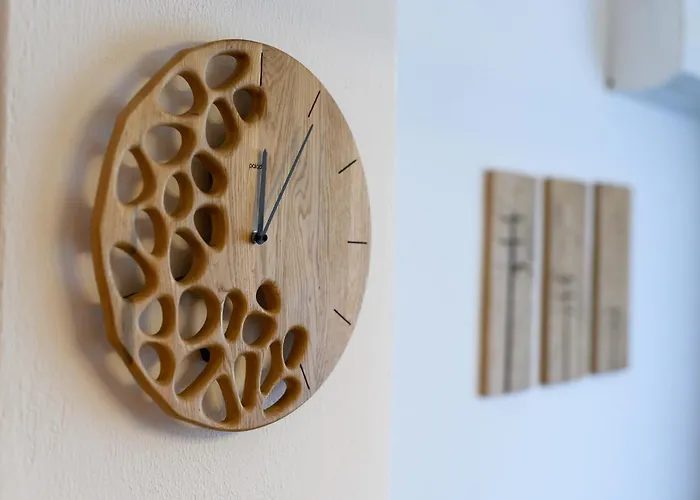 Cozy 2bdr & Peaceful Location & Free Street Parking